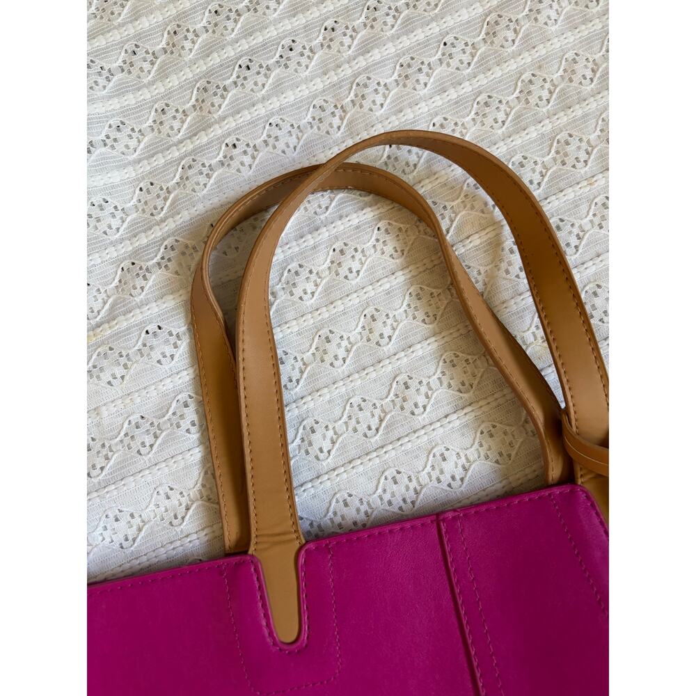Victoria's Secret Pink Faux Leather Tote Bag Large Shopper Gold Charm Shoulder - Picture 2 of 10